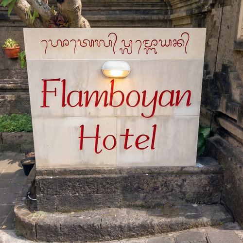 Hotel Flamboyan Nameplate
